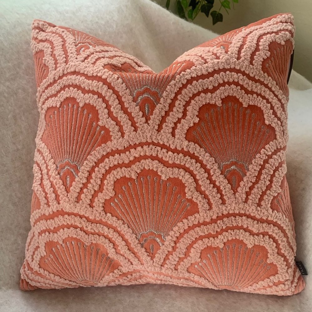 Home Decor- Throw Pillow